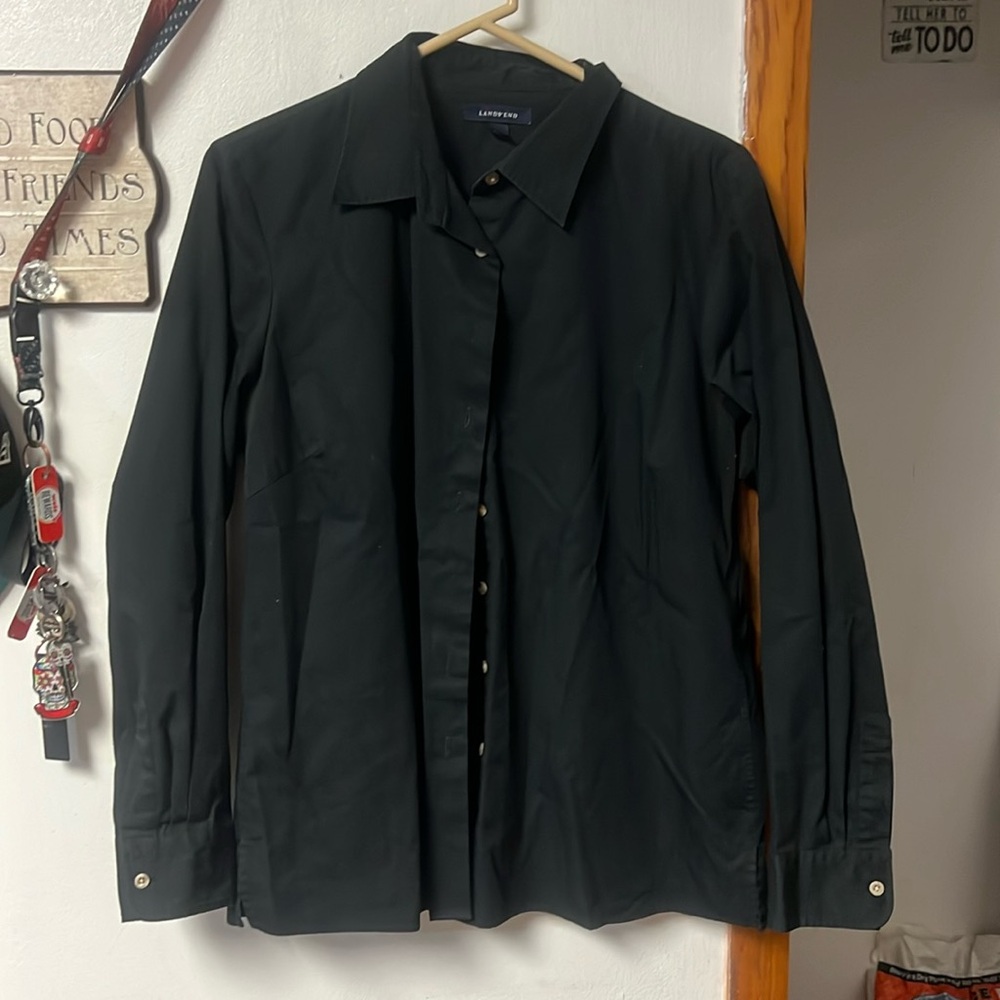 Large Lands end button up